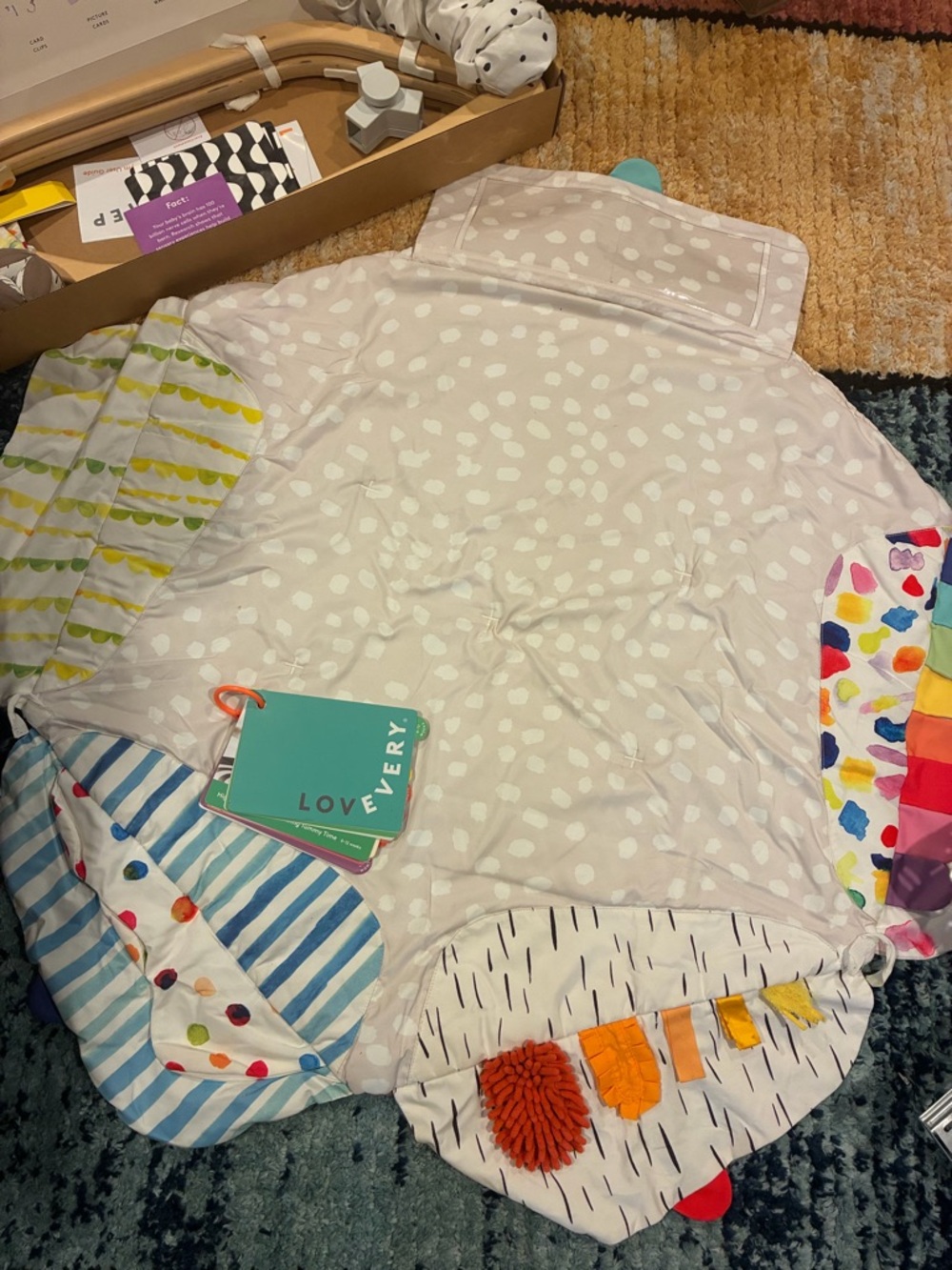 Lovevery Play Mat - Neutral Dot Pattern with Colorful Activity Edges